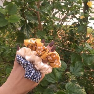 mustard yellow floral scrunchie set